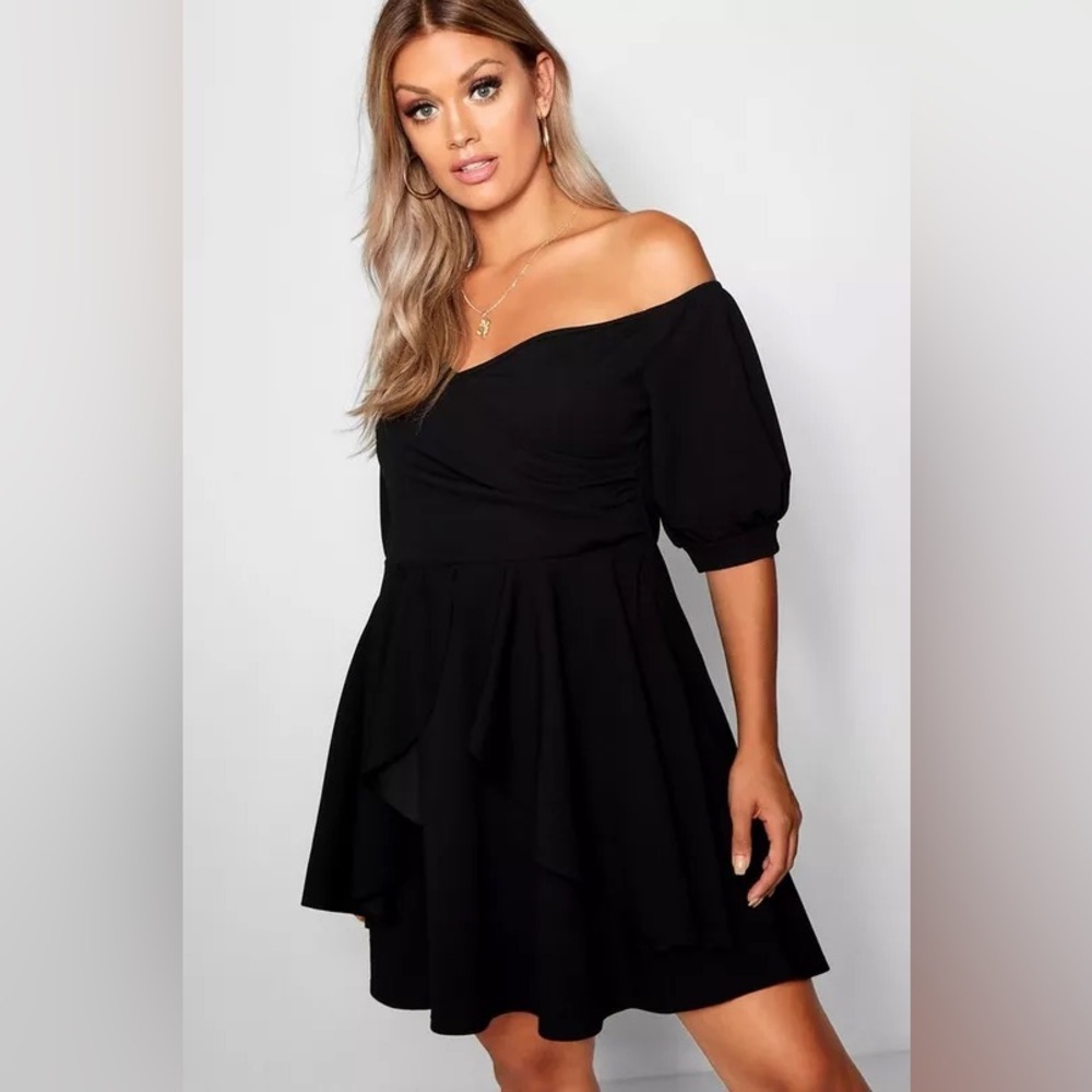 🆕 Boohoo off the shoulder ruffle skater dress SZ 18‎